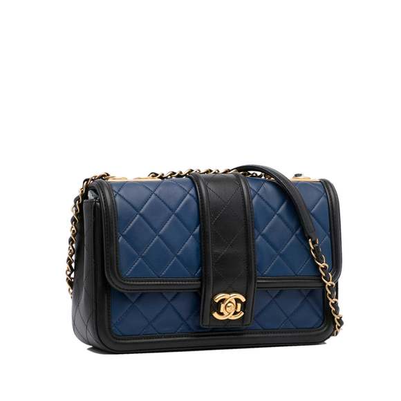 CHANEL CHANEL Handbags - Picture 2 of 15